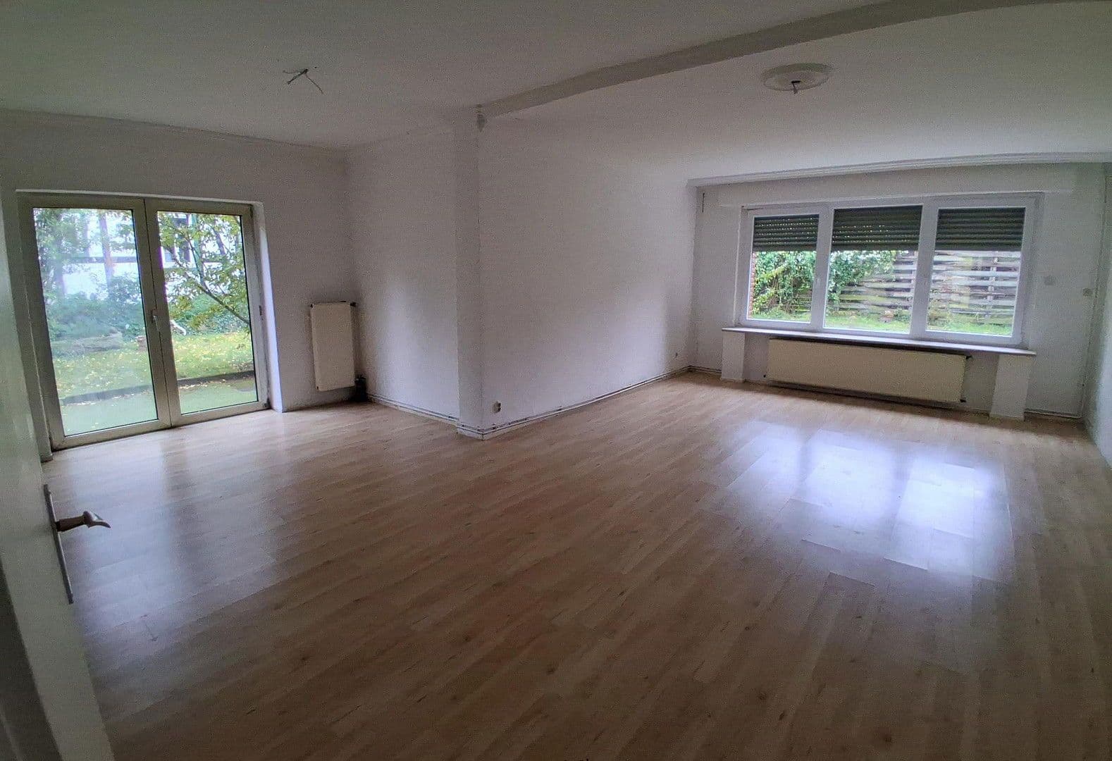 Predaj domu 180 m², pozemek 1.357 m², Okerstr. 84, Schwülper, Dolné Sasko Predaj domu 180 m², pozemek 1.357 m², Okerstr. 84, Schwülper, Dolné Sasko