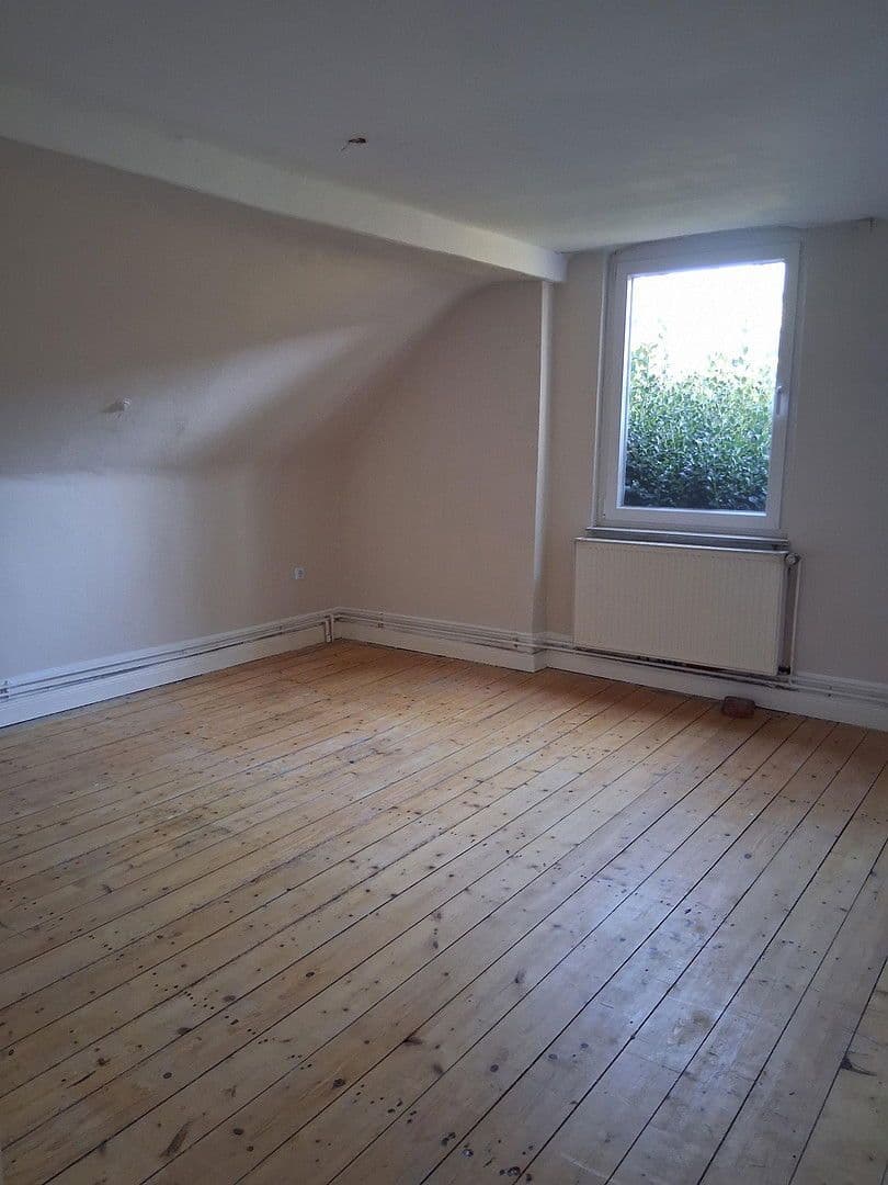 Predaj domu 180 m², pozemek 1.357 m², Okerstr. 84, Schwülper, Dolné Sasko Predaj domu 180 m², pozemek 1.357 m², Okerstr. 84, Schwülper, Dolné Sasko