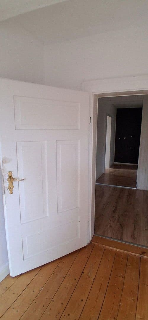 Predaj domu 180 m², pozemek 1.357 m², Okerstr. 84, Schwülper, Dolné Sasko Predaj domu 180 m², pozemek 1.357 m², Okerstr. 84, Schwülper, Dolné Sasko