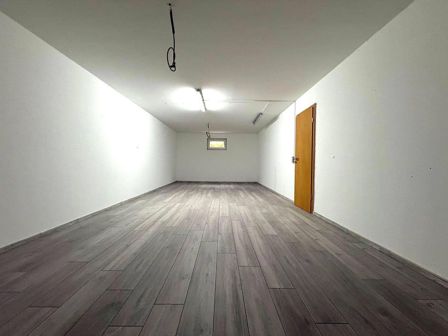 Predaj domu 131 m², pozemek 432 m², Im Gageneck 36, Walzbachtal, Bádensko-Wurttembersko Predaj domu 131 m², pozemek 432 m², Im Gageneck 36, Walzbachtal, Bádensko-Wurttembersko