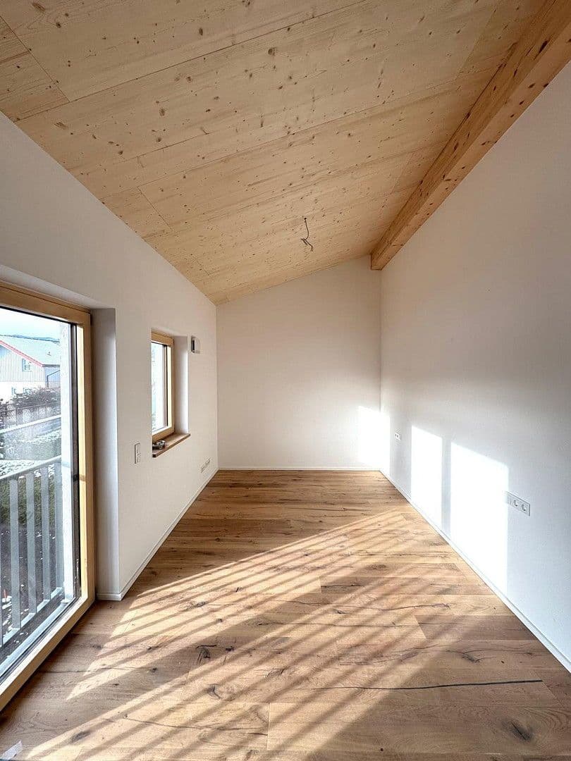 Prenájom domu 133 m², pozemek 250 m², Raubling, Bavorsko Prenájom domu 133 m², pozemek 250 m², Raubling, Bavorsko