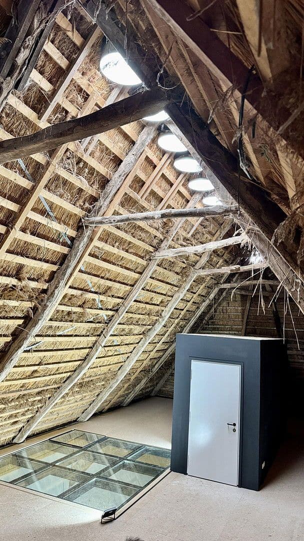 Prenájom domu 170 m², pozemek 410 m², Vorderstr. 111, Hollern-Twielenfleth, Dolné Sasko Prenájom domu 170 m², pozemek 410 m², Vorderstr. 111, Hollern-Twielenfleth, Dolné Sasko