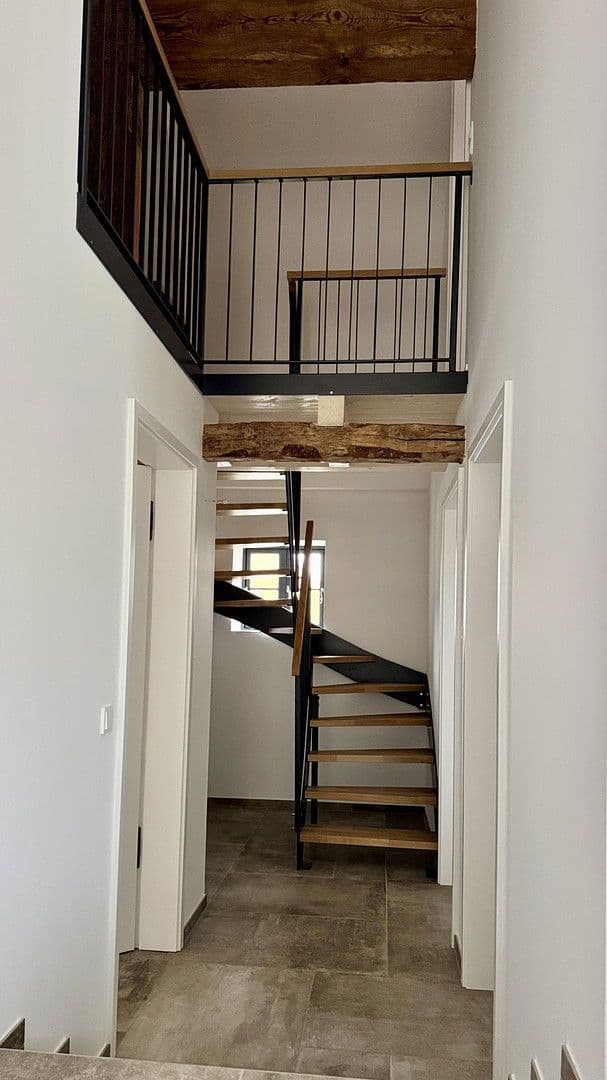 Prenájom domu 170 m², pozemek 410 m², Vorderstr. 111, Hollern-Twielenfleth, Dolné Sasko Prenájom domu 170 m², pozemek 410 m², Vorderstr. 111, Hollern-Twielenfleth, Dolné Sasko