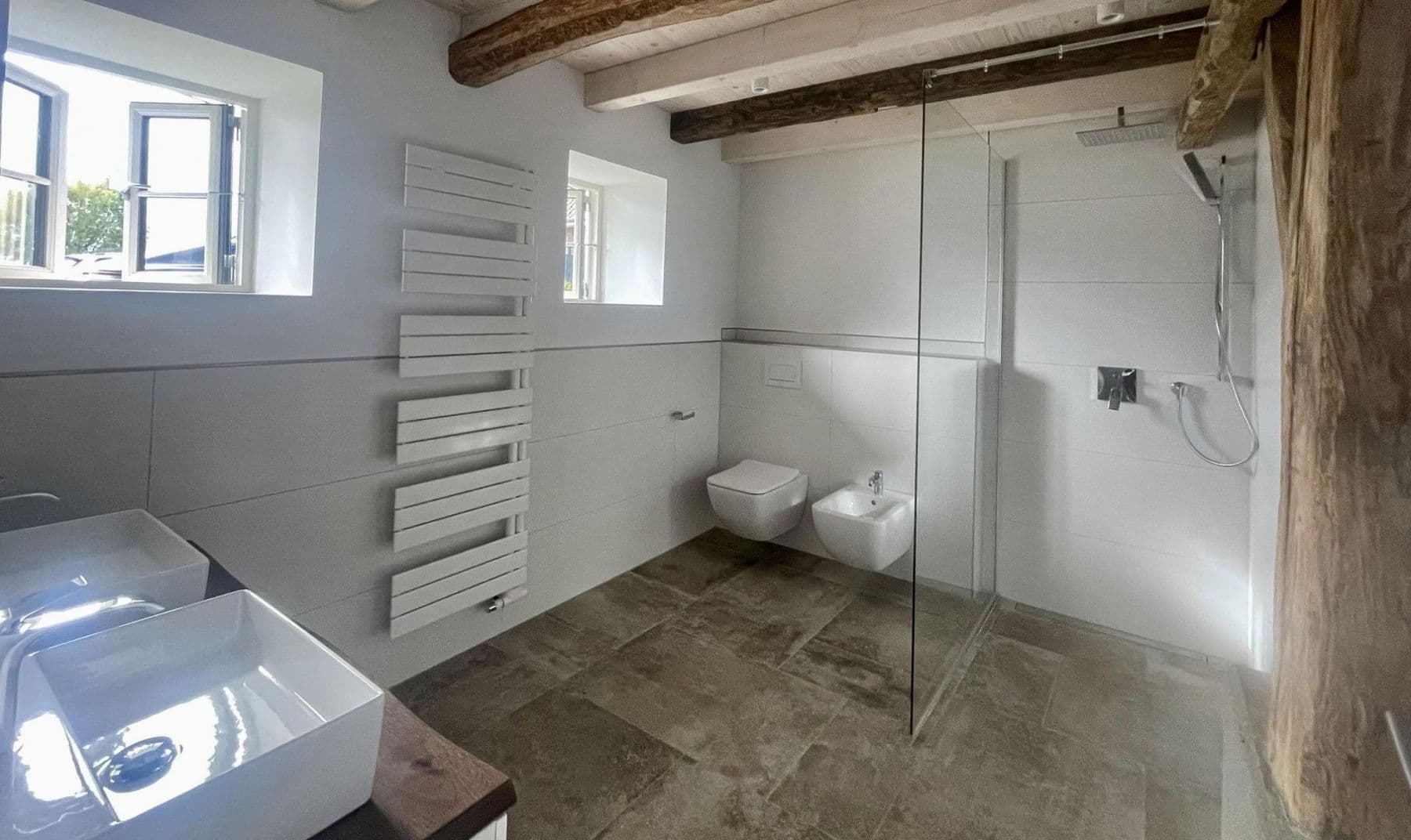 Prenájom domu 170 m², pozemek 410 m², Vorderstr. 111, Hollern-Twielenfleth, Dolné Sasko Prenájom domu 170 m², pozemek 410 m², Vorderstr. 111, Hollern-Twielenfleth, Dolné Sasko