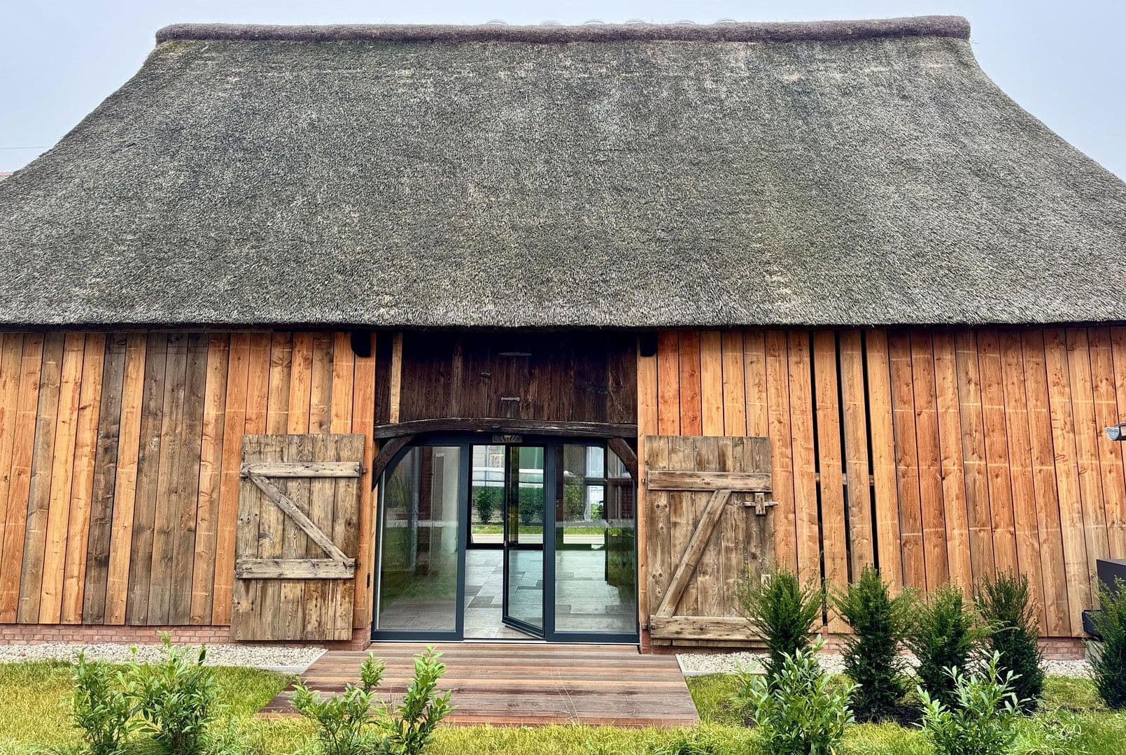 Prenájom domu 170 m², pozemek 410 m², Vorderstr. 111, Hollern-Twielenfleth, Dolné Sasko Prenájom domu 170 m², pozemek 410 m², Vorderstr. 111, Hollern-Twielenfleth, Dolné Sasko