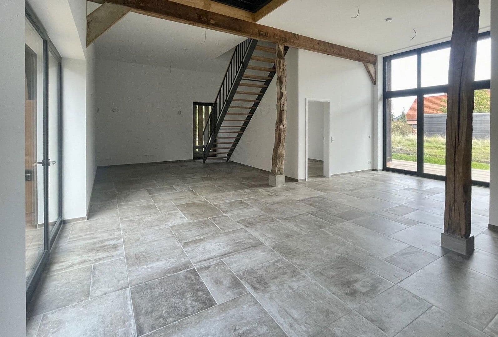 Prenájom domu 170 m², pozemek 410 m², Vorderstr. 111, Hollern-Twielenfleth, Dolné Sasko Prenájom domu 170 m², pozemek 410 m², Vorderstr. 111, Hollern-Twielenfleth, Dolné Sasko