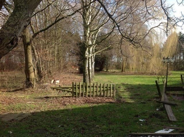 Predaj pozemku 5.696 m², Hauptstr.103, Beckedorf, Dolné Sasko Predaj pozemku 5.696 m², Hauptstr.103, Beckedorf, Dolné Sasko