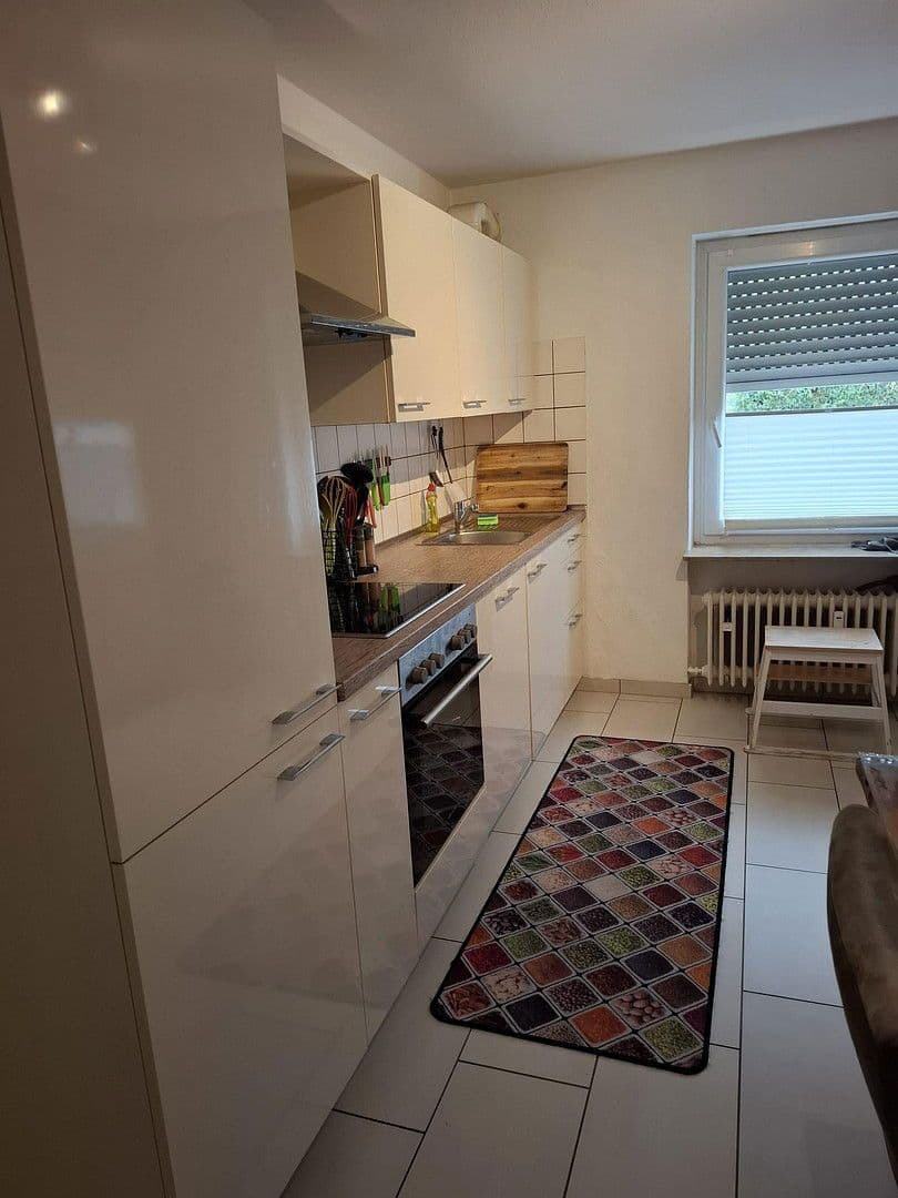 Prenájom bytu 4-izbový 124 m², Thüringer Str. 3, Straßberg, Bádensko-Wurttembersko Prenájom bytu 4-izbový 124 m², Thüringer Str. 3, Straßberg, Bádensko-Wurttembersko