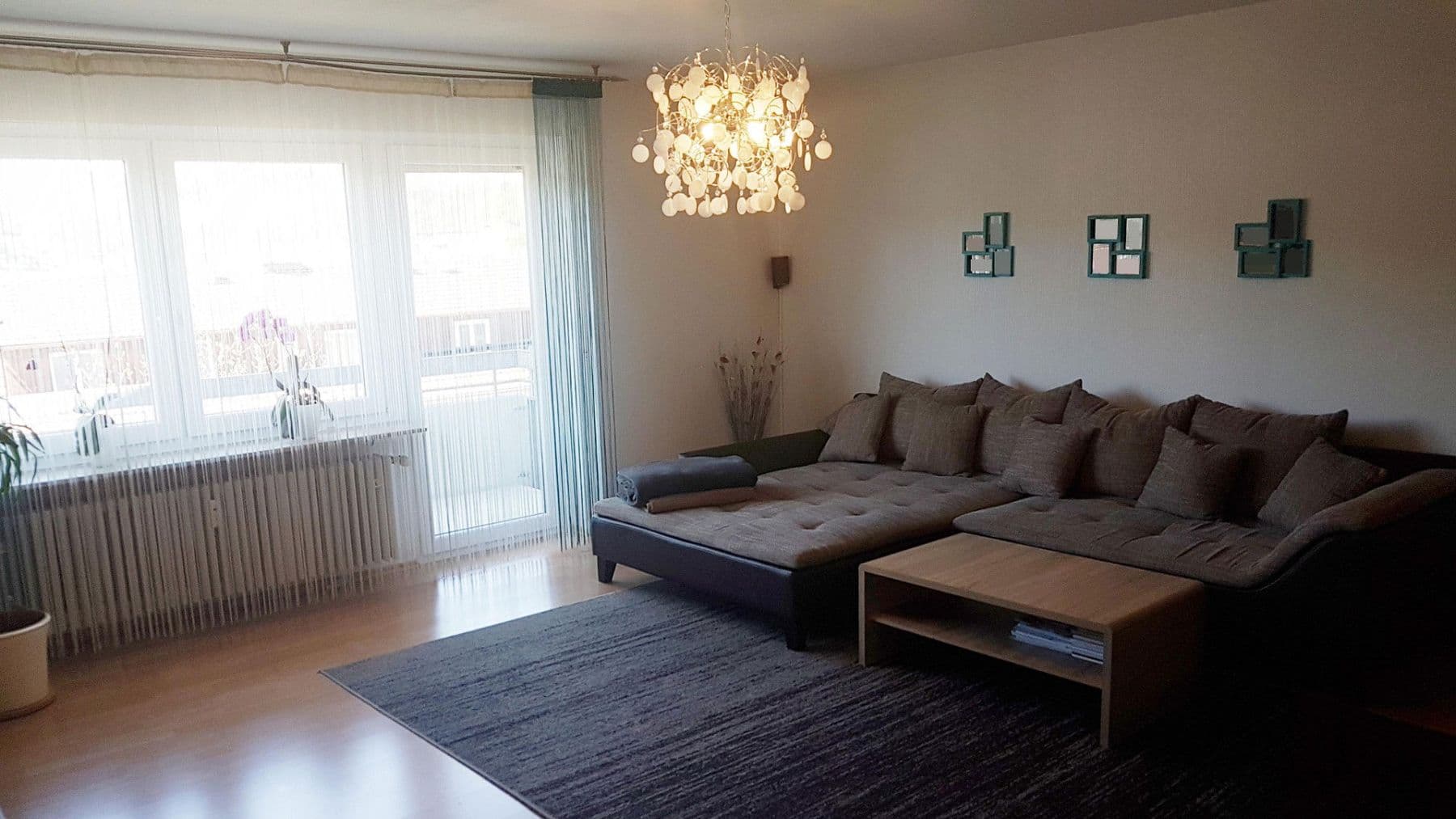 Prenájom bytu 4-izbový 124 m², Thüringer Str. 3, Straßberg, Bádensko-Wurttembersko Prenájom bytu 4-izbový 124 m², Thüringer Str. 3, Straßberg, Bádensko-Wurttembersko