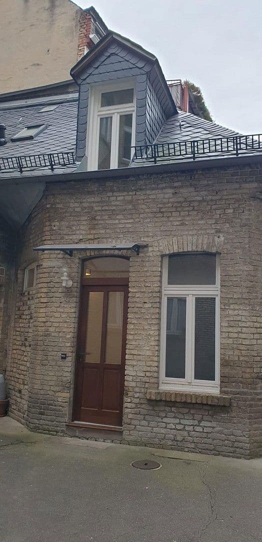 Prenájom bytu 2-izbový 81 m², Niederwaldstraße, Wiesbaden, Hesensko Prenájom bytu 2-izbový 81 m², Niederwaldstraße, Wiesbaden, Hesensko