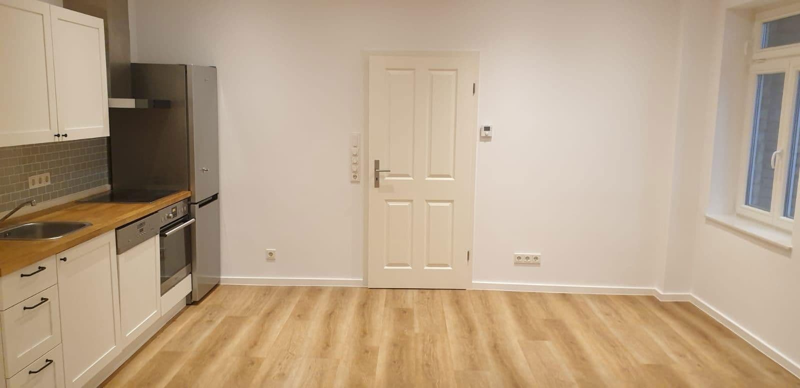 Prenájom bytu 2-izbový 81 m², Niederwaldstraße, Wiesbaden, Hesensko Prenájom bytu 2-izbový 81 m², Niederwaldstraße, Wiesbaden, Hesensko