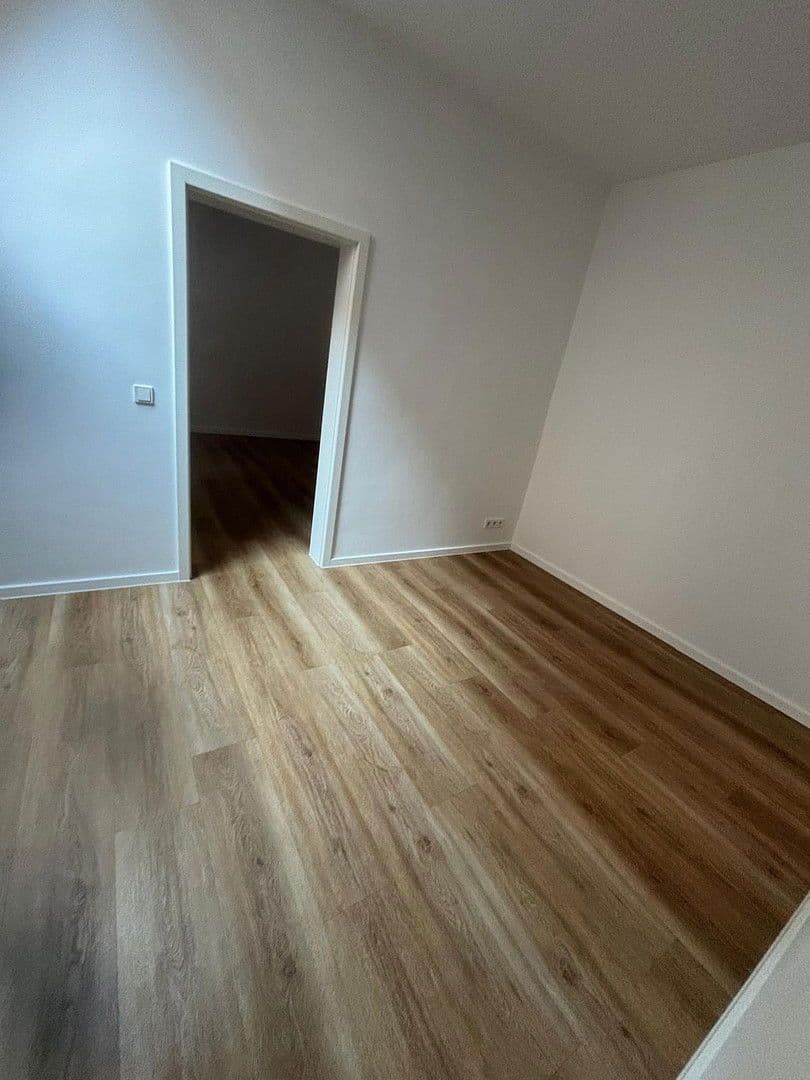 Prenájom bytu 2-izbový 81 m², Niederwaldstraße, Wiesbaden, Hesensko Prenájom bytu 2-izbový 81 m², Niederwaldstraße, Wiesbaden, Hesensko