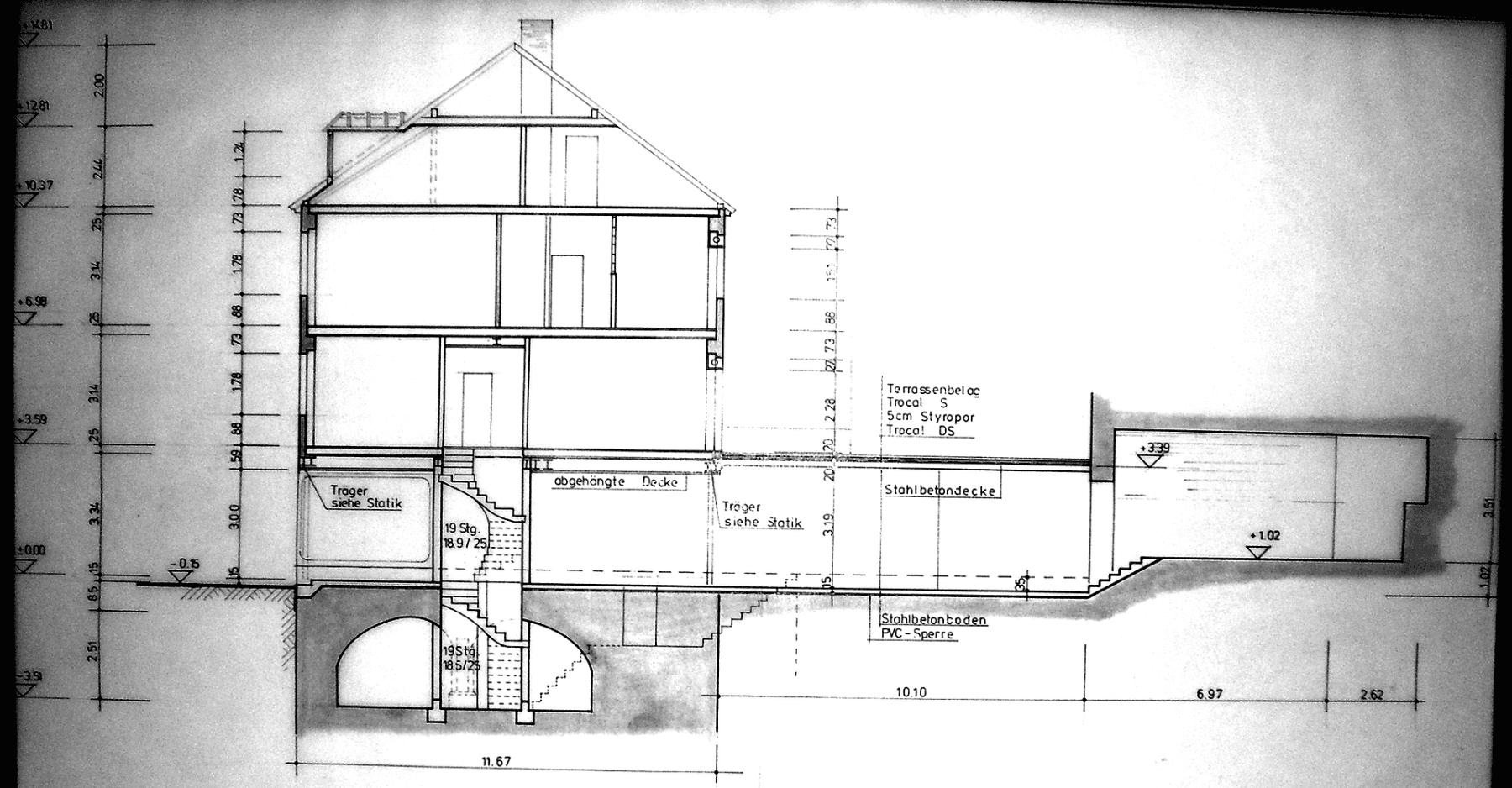 Predaj domu 220 m², pozemek 196 m², Oppenheim, Porýnie-Falcko Predaj domu 220 m², pozemek 196 m², Oppenheim, Porýnie-Falcko
