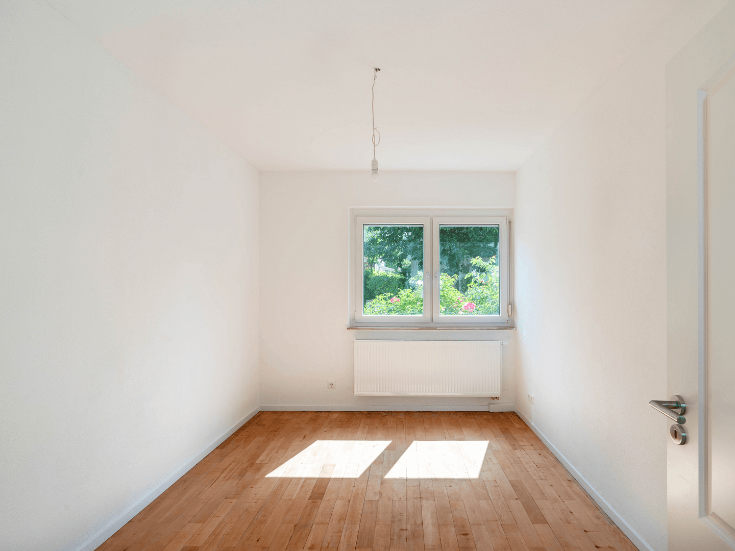 Predaj bytu 3-izbový 68 m², Stuttgart, Bádensko-Wurttembersko Predaj bytu 3-izbový 68 m², Stuttgart, Bádensko-Wurttembersko