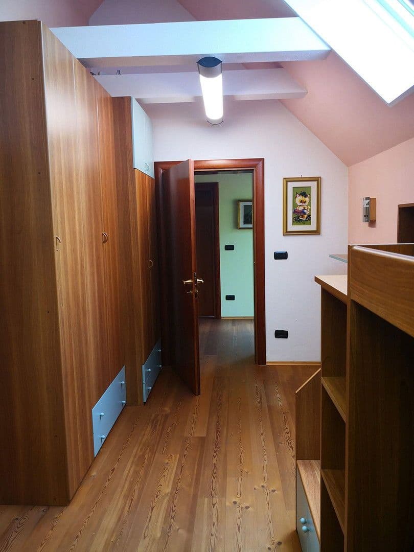 Predaj domu 320 m², pozemek 2.812 m², Mürzzuschlag, Štajersko Predaj domu 320 m², pozemek 2.812 m², Mürzzuschlag, Štajersko