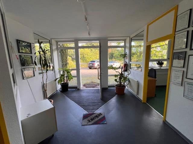 Predaj nebytového priestoru 1.780 m², Burgdorf, Dolné Sasko Predaj nebytového priestoru 1.780 m², Burgdorf, Dolné Sasko