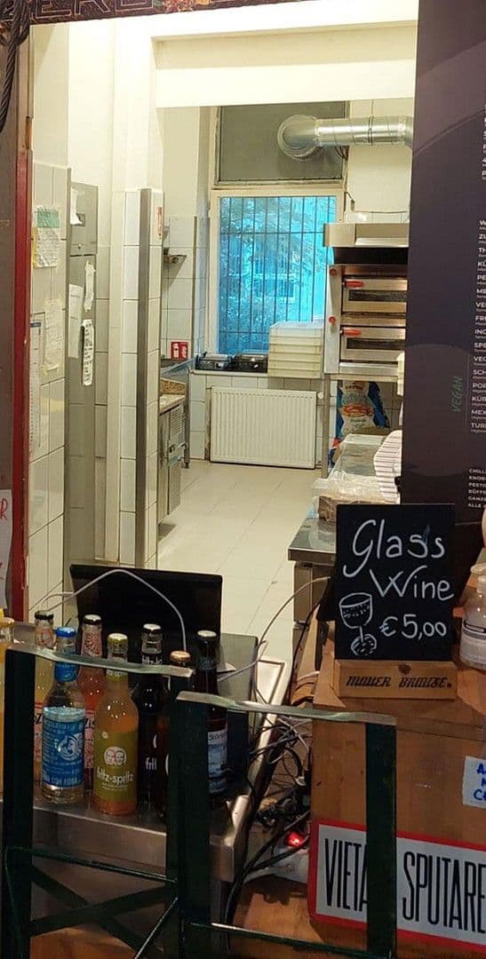 Prenájom nebytového priestoru 84 m², Berlin, Berlín Prenájom nebytového priestoru 84 m², Berlin, Berlín