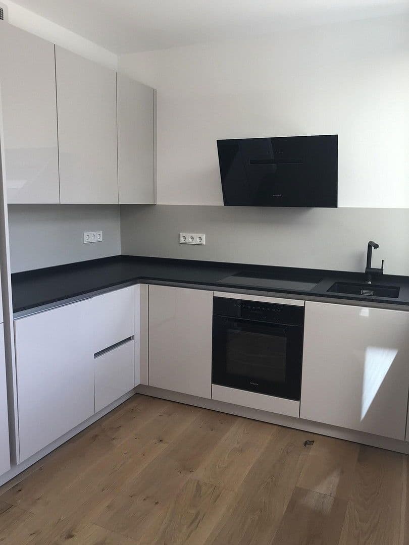 Prenájom bytu 3-izbový 105 m², Buchschlager Allee 29-33, Dreieich, Hesensko Prenájom bytu 3-izbový 105 m², Buchschlager Allee 29-33, Dreieich, Hesensko