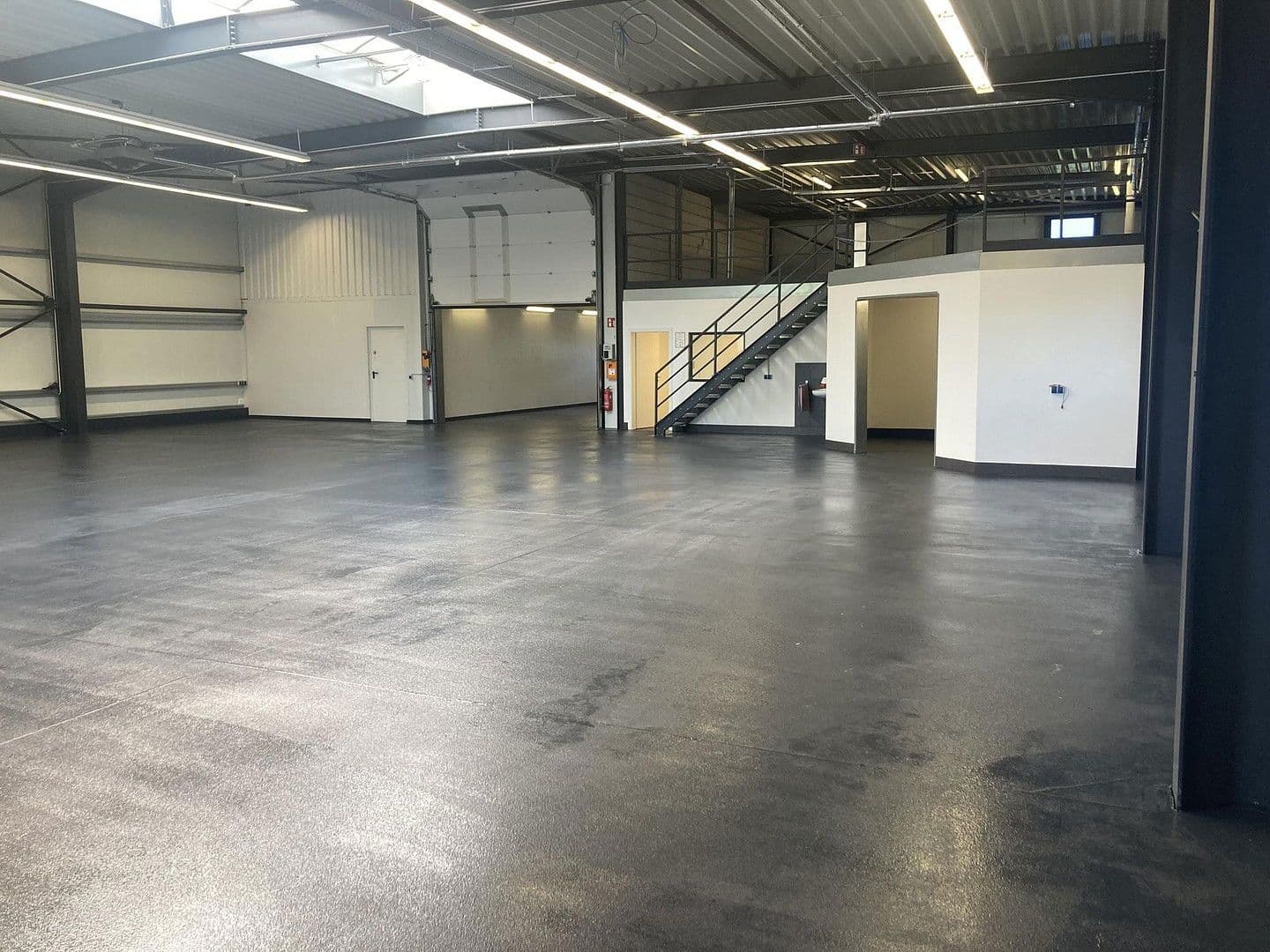 Predaj nebytového priestoru 2.100 m², Nordstern-Park 10, Herzogenrath, Severné Porýnie - Westfálsko Predaj nebytového priestoru 2.100 m², Nordstern-Park 10, Herzogenrath, Severné Porýnie - Westfálsko