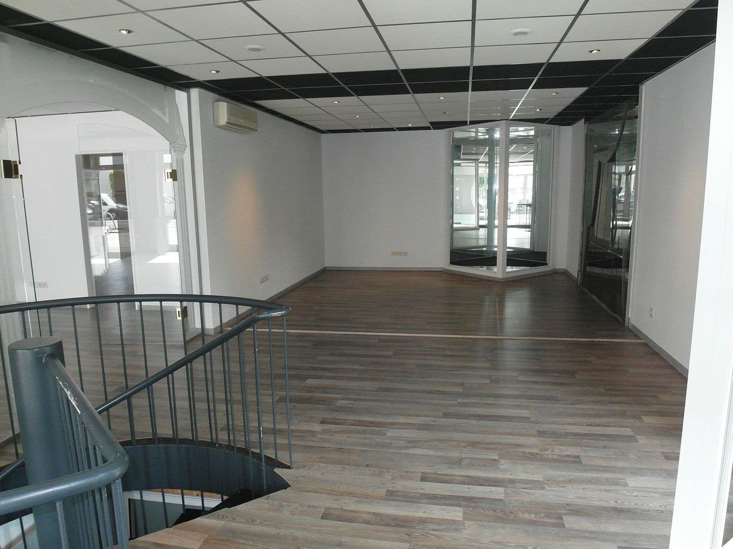 Prenájom kancelárie 180 m², Neusser Straße 26, Meerbusch, Severné Porýnie - Westfálsko Prenájom kancelárie 180 m², Neusser Straße 26, Meerbusch, Severné Porýnie - Westfálsko