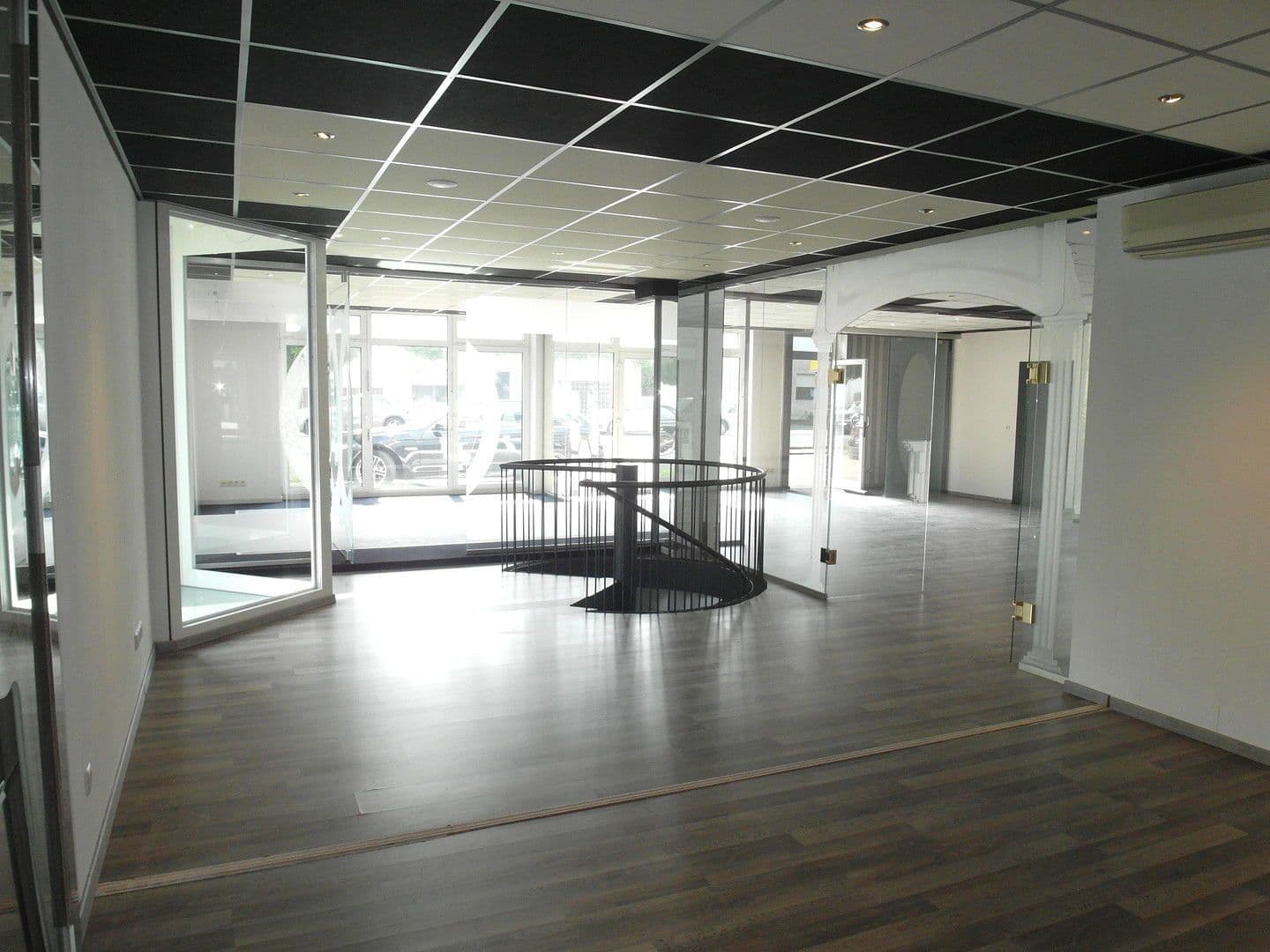 Prenájom kancelárie 180 m², Neusser Straße 26, Meerbusch, Severné Porýnie - Westfálsko Prenájom kancelárie 180 m², Neusser Straße 26, Meerbusch, Severné Porýnie - Westfálsko