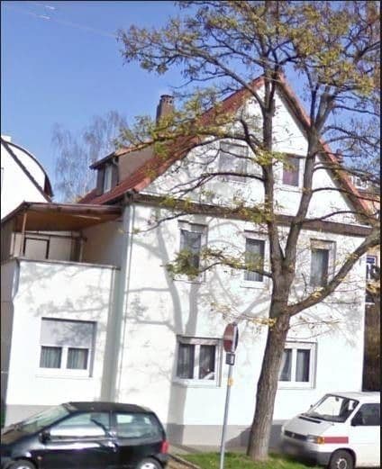 Prenájom bytu 4-izbový 101 m², Stuttgart, Bádensko-Wurttembersko Prenájom bytu 4-izbový 101 m², Stuttgart, Bádensko-Wurttembersko