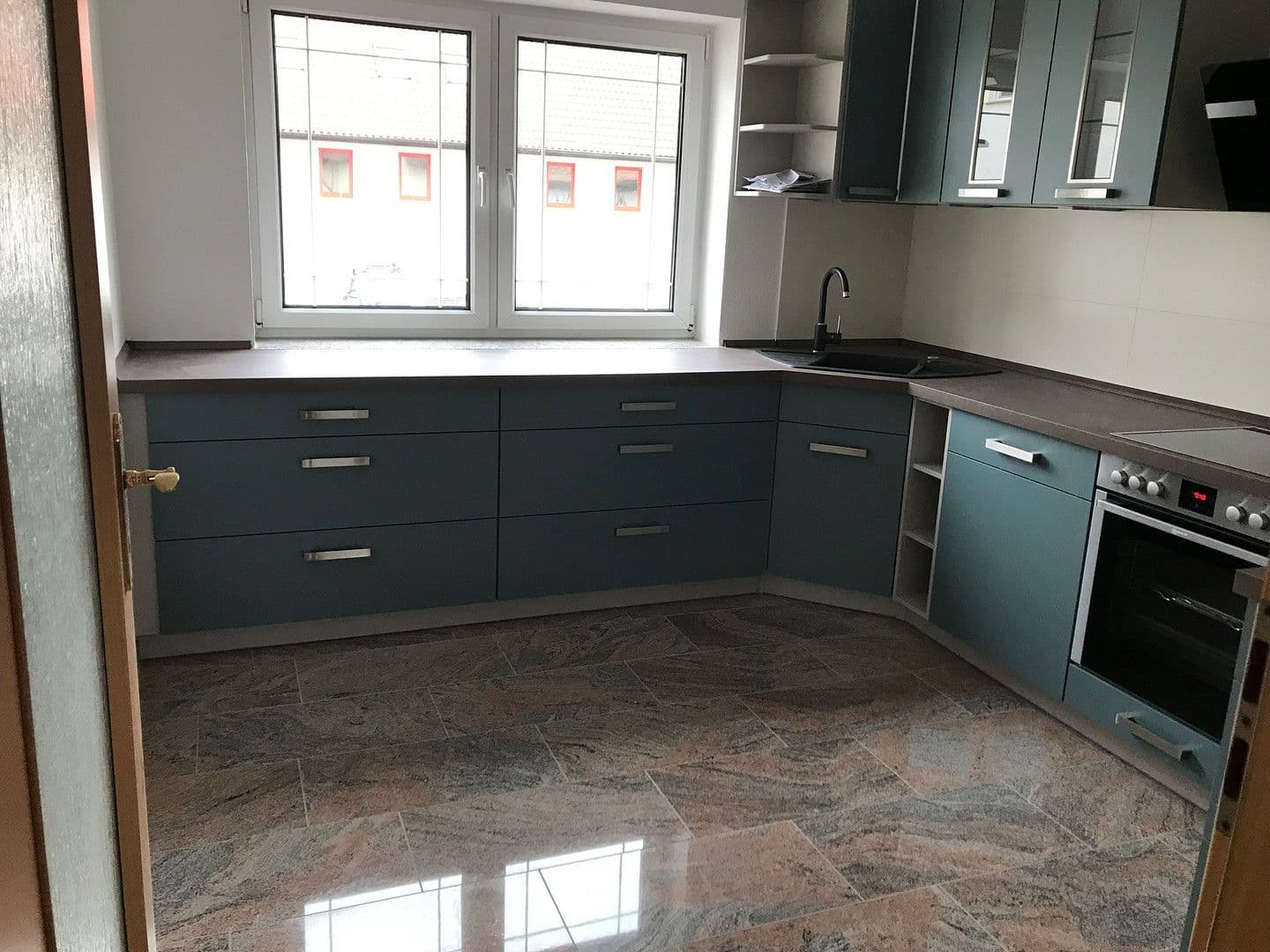 Prenájom bytu 3-izbový 82 m², Panitzer Hauptstr. 62, Stauchitz, Sasko Prenájom bytu 3-izbový 82 m², Panitzer Hauptstr. 62, Stauchitz, Sasko