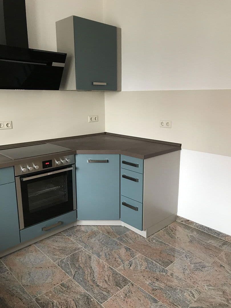 Prenájom bytu 3-izbový 82 m², Panitzer Hauptstr. 62, Stauchitz, Sasko Prenájom bytu 3-izbový 82 m², Panitzer Hauptstr. 62, Stauchitz, Sasko