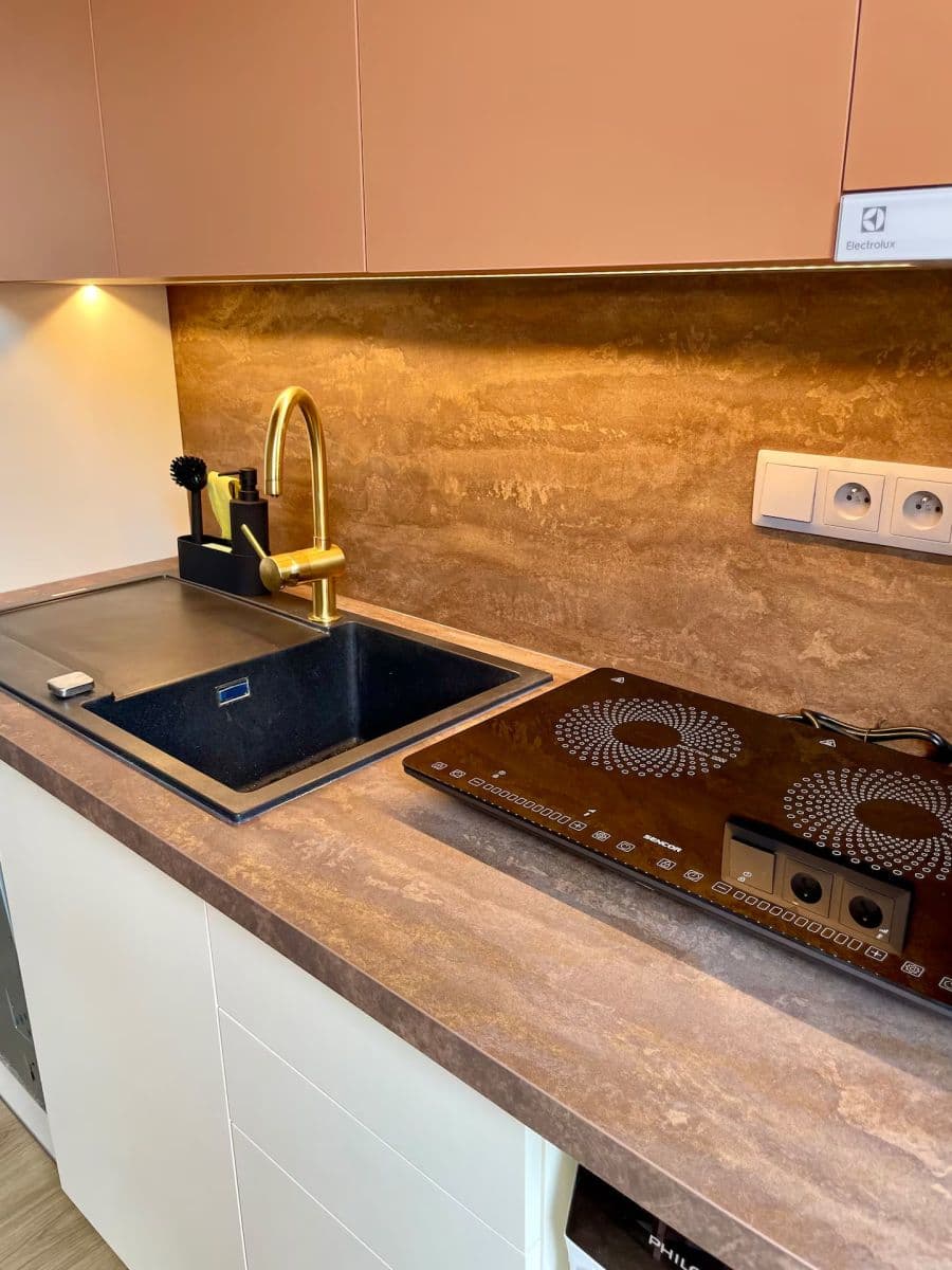 Prenájom bytu 35 m², Svahová, Karlovy Vary, Karlovarský kraj Prenájom bytu 35 m², Svahová, Karlovy Vary, Karlovarský kraj