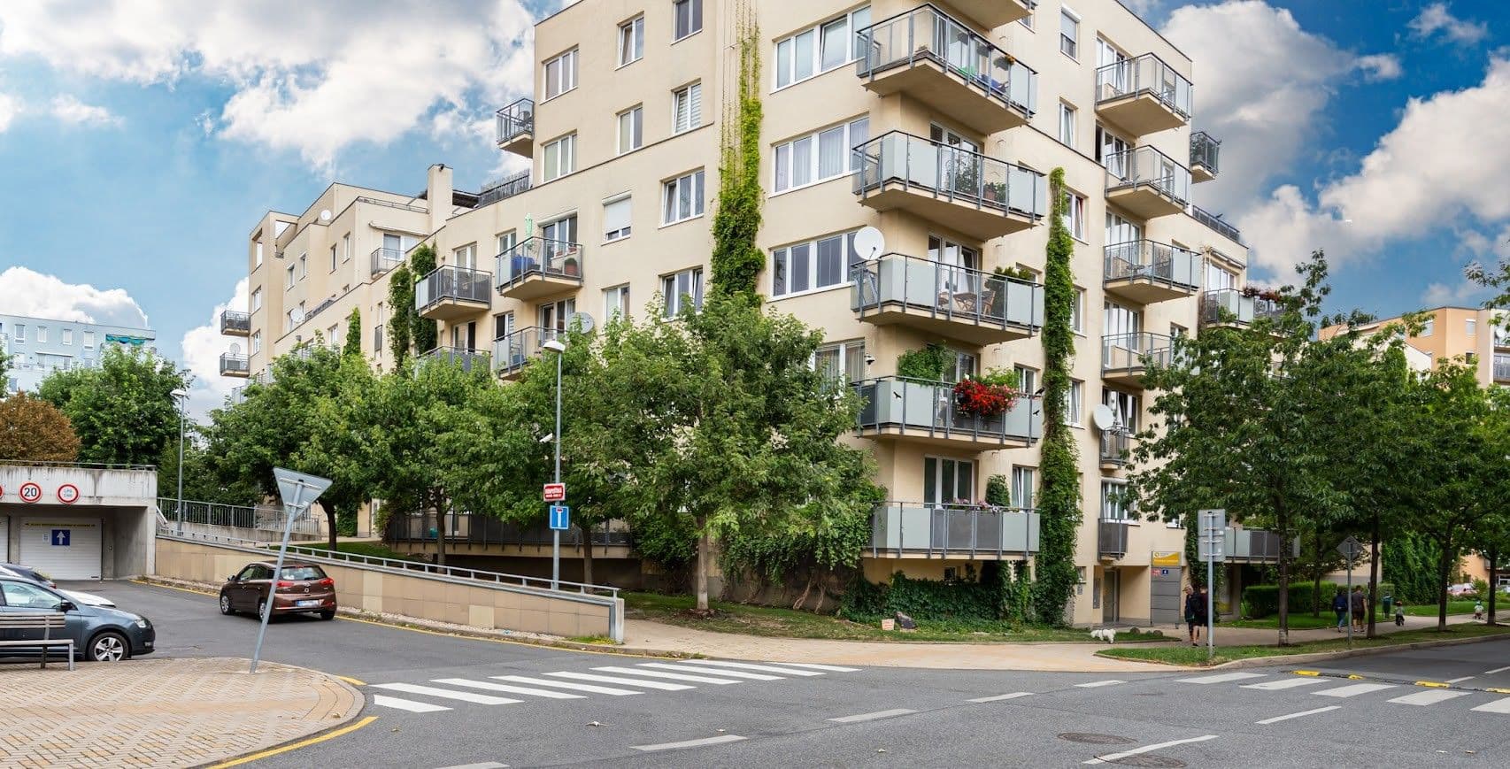 Predaj bytu 4-izbový 94 m², Bratislavská, Praha, Praha Predaj bytu 4-izbový 94 m², Bratislavská, Praha, Praha