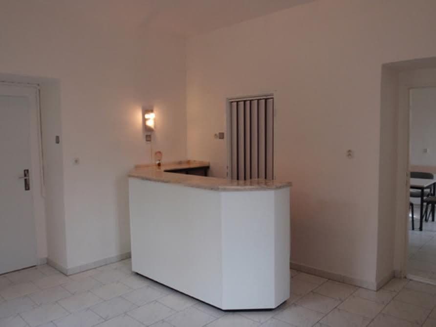 Prenájom kancelárie 40 m², Petrohradská, Praha, Praha Prenájom kancelárie 40 m², Petrohradská, Praha, Praha