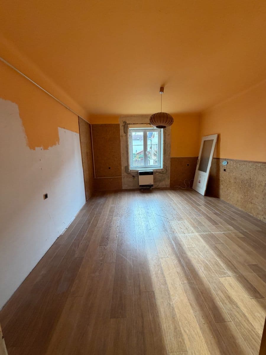 Predaj bytu 3-izbový 77 m², Sadovská, Hradec Králové, Královéhradecký kraj Predaj bytu 3-izbový 77 m², Sadovská, Hradec Králové, Královéhradecký kraj