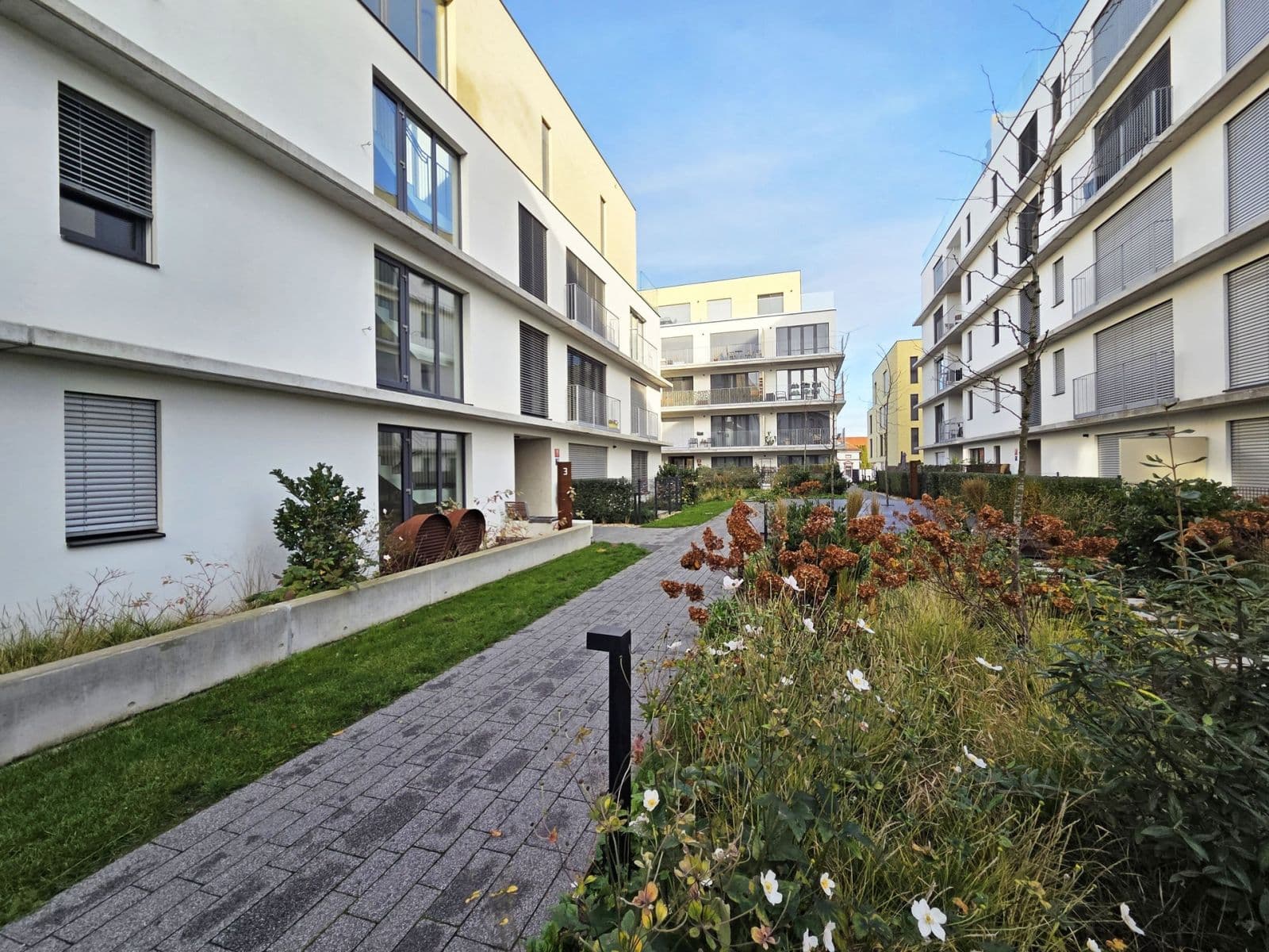 Prenájom bytu 1-izbový 32 m², Šenácká, Praha, Praha Prenájom bytu 1-izbový 32 m², Šenácká, Praha, Praha