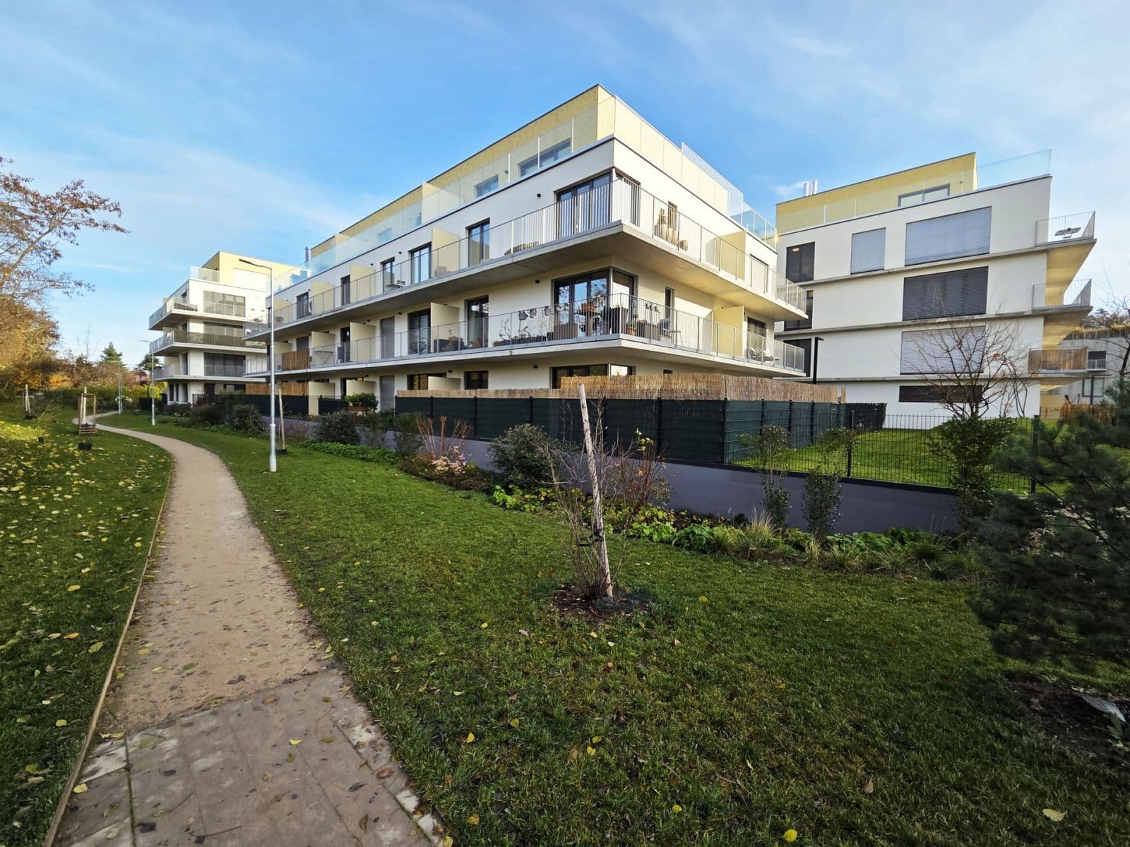 Prenájom bytu 1-izbový 32 m², Šenácká, Praha, Praha Prenájom bytu 1-izbový 32 m², Šenácká, Praha, Praha