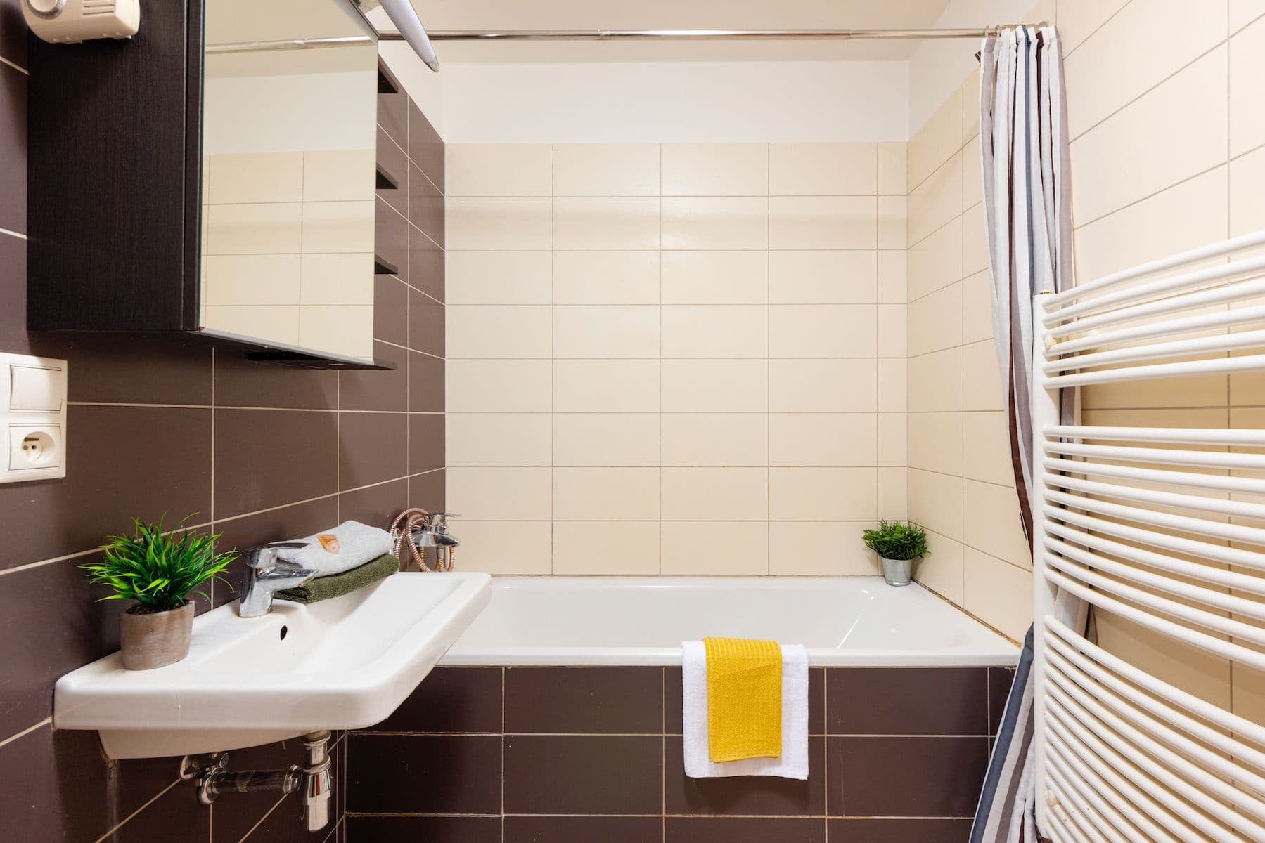 Predaj bytu 3-izbový 78 m², Na Míčánkách, Praha, Praha Predaj bytu 3-izbový 78 m², Na Míčánkách, Praha, Praha