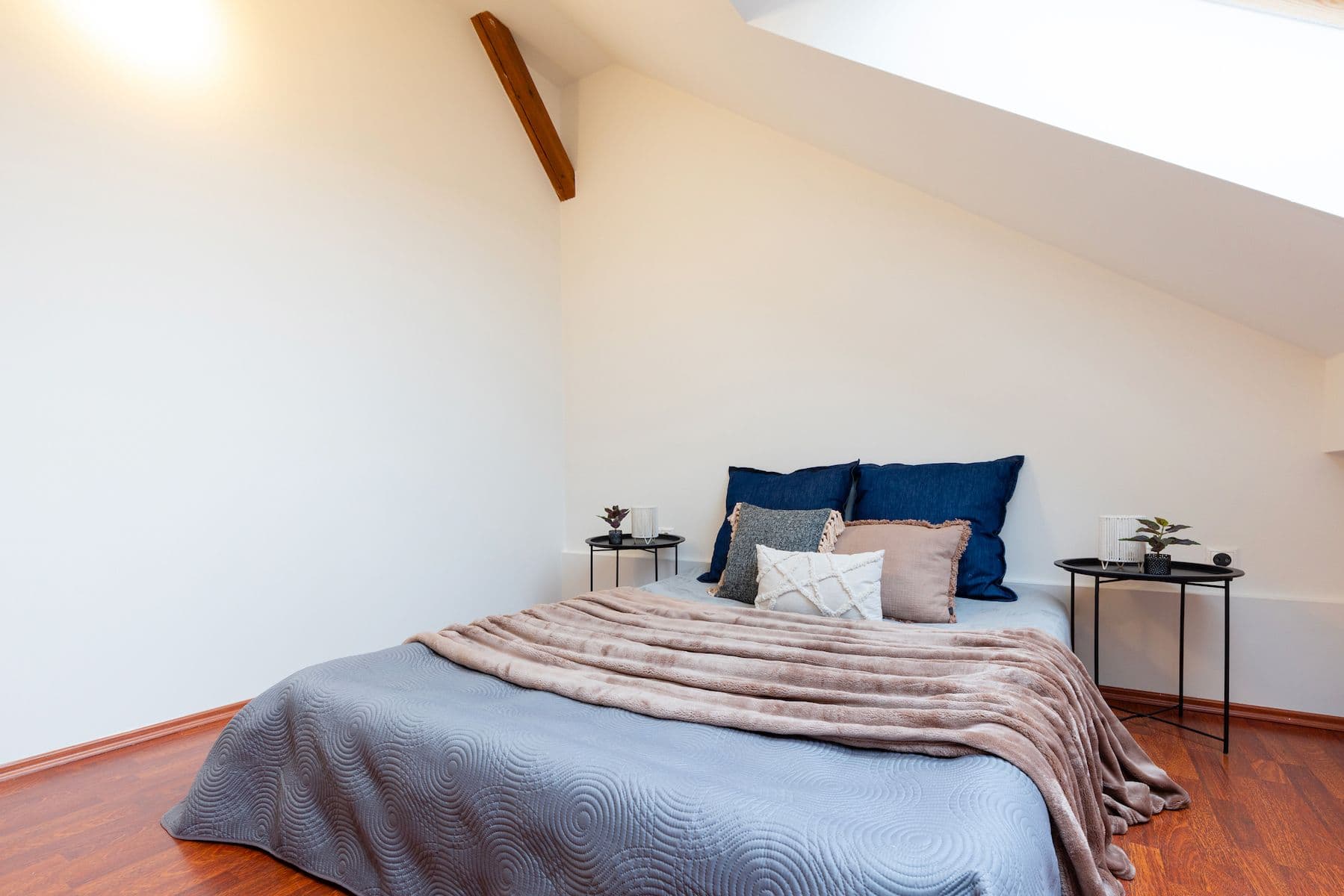 Predaj bytu 3-izbový 78 m², Na Míčánkách, Praha, Praha Predaj bytu 3-izbový 78 m², Na Míčánkách, Praha, Praha