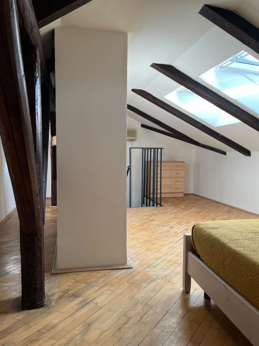 Prenájom bytu 2-izbový 50 m², Jana Zajíce, Praha, Praha Prenájom bytu 2-izbový 50 m², Jana Zajíce, Praha, Praha