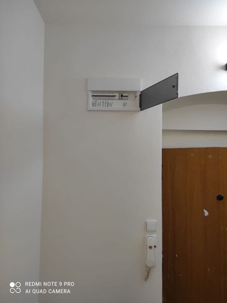 Prenájom bytu 1-izbový 32 m², Houškova, Plzeň, Plzeňský kraj Prenájom bytu 1-izbový 32 m², Houškova, Plzeň, Plzeňský kraj