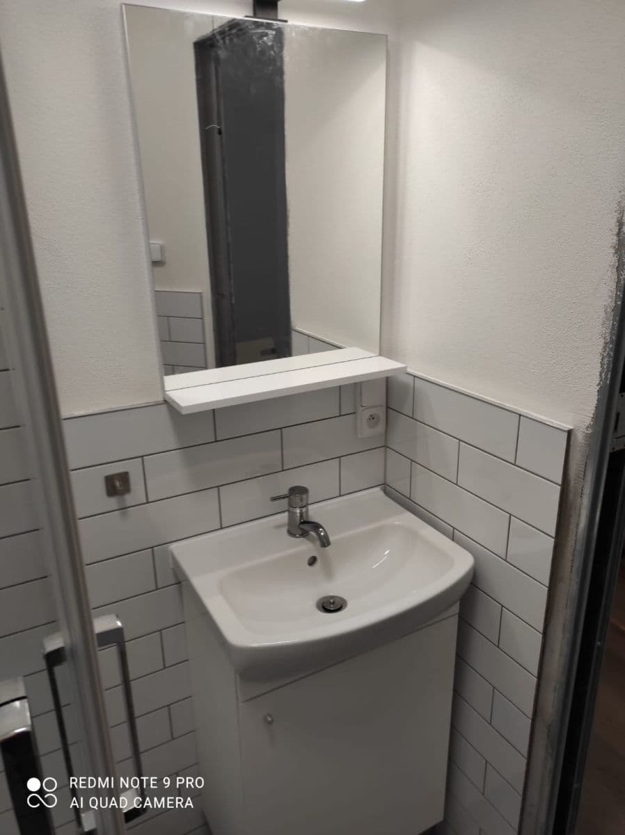 Prenájom bytu 1-izbový 32 m², Houškova, Plzeň, Plzeňský kraj Prenájom bytu 1-izbový 32 m², Houškova, Plzeň, Plzeňský kraj