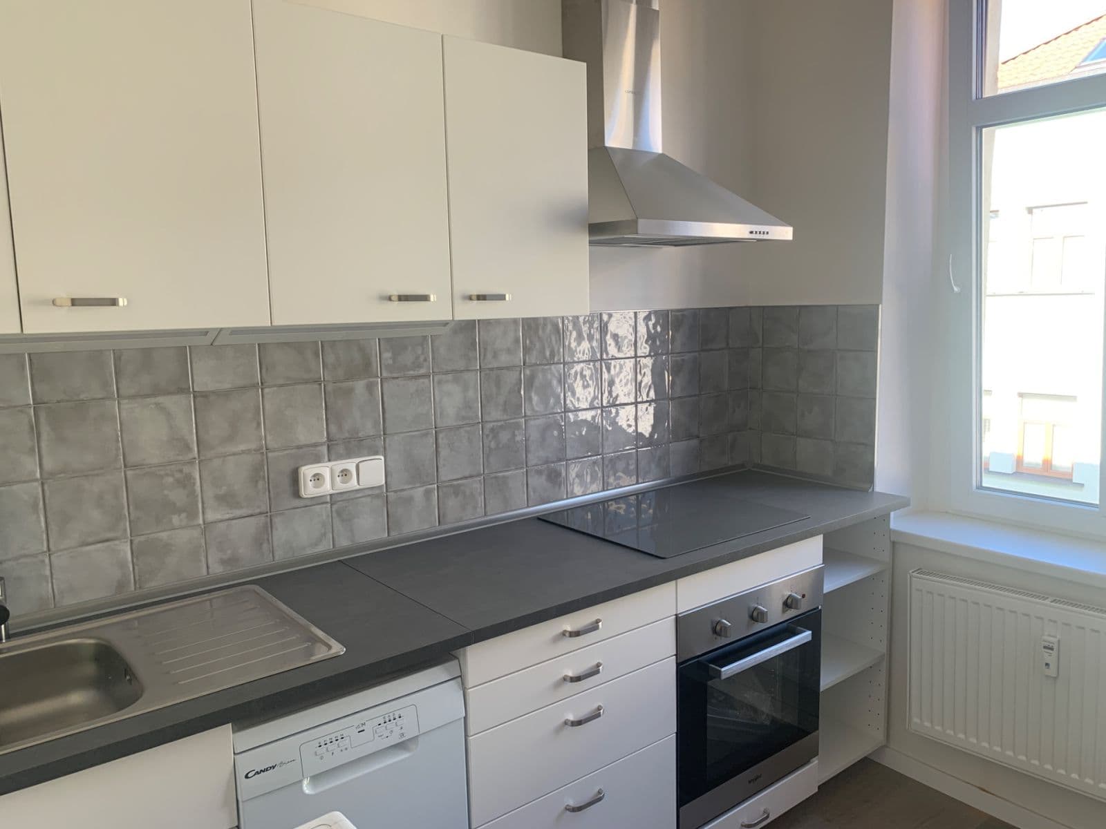 Prenájom bytu 1-izbový 32 m², Houškova, Plzeň, Plzeňský kraj Prenájom bytu 1-izbový 32 m², Houškova, Plzeň, Plzeňský kraj