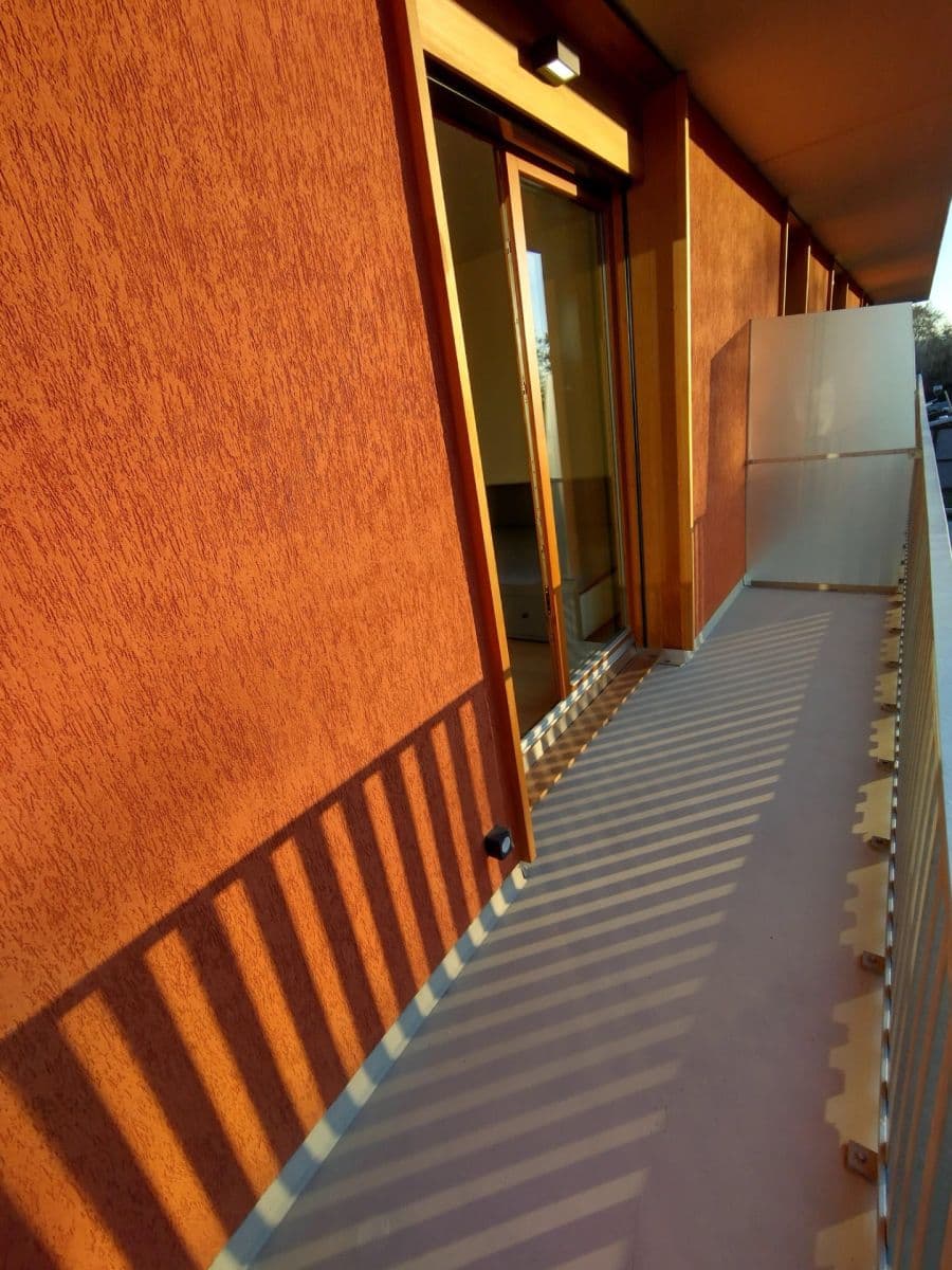 Prenájom bytu 1-izbový 48 m², Vrátnická, Praha, Praha Prenájom bytu 1-izbový 48 m², Vrátnická, Praha, Praha