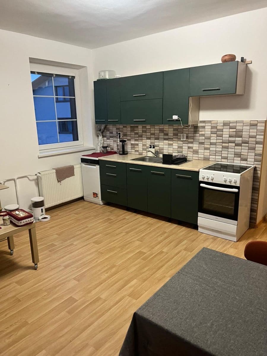 Prenájom bytu 2-izbový 52 m², Ke Sluji, Liberec, Liberecký kraj Prenájom bytu 2-izbový 52 m², Ke Sluji, Liberec, Liberecký kraj