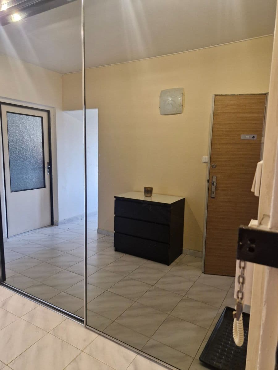 Prenájom bytu 2-izbový 60 m², Pavlovská, Praha, Praha Prenájom bytu 2-izbový 60 m², Pavlovská, Praha, Praha