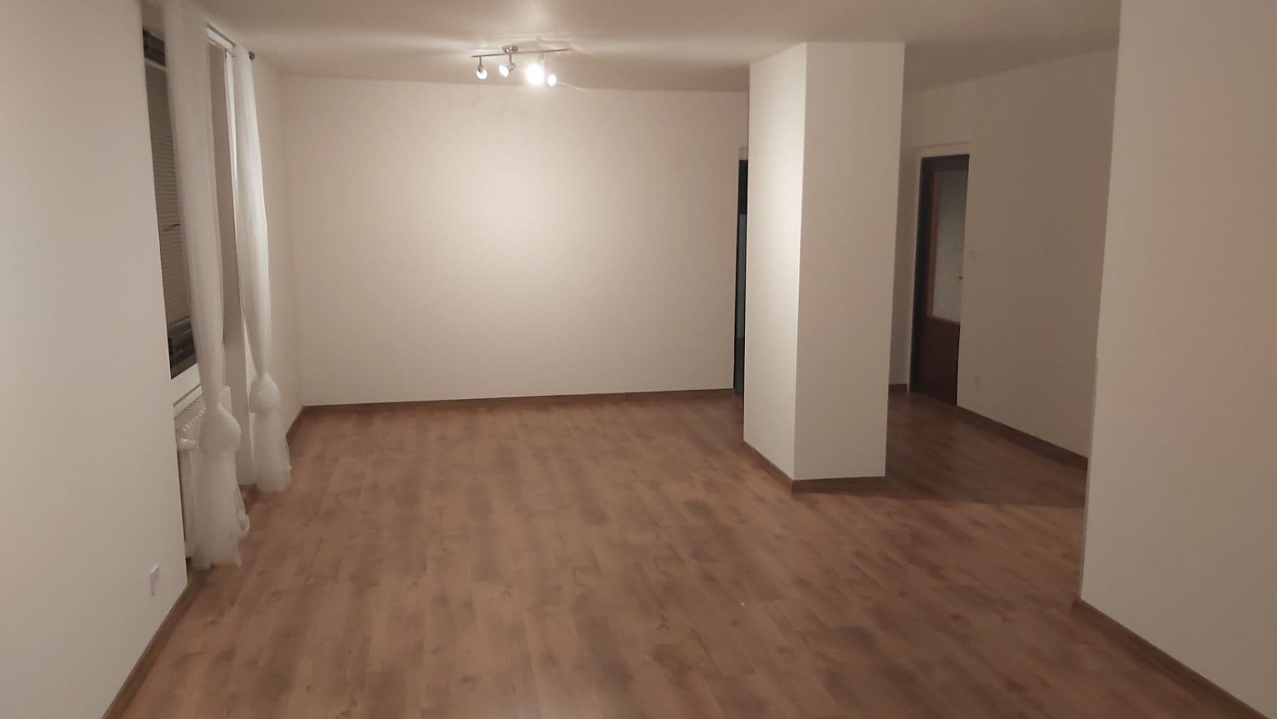 Prenájom domu 300 m², pozemek 476 m², Edisonova, Praha, Praha Prenájom domu 300 m², pozemek 476 m², Edisonova, Praha, Praha