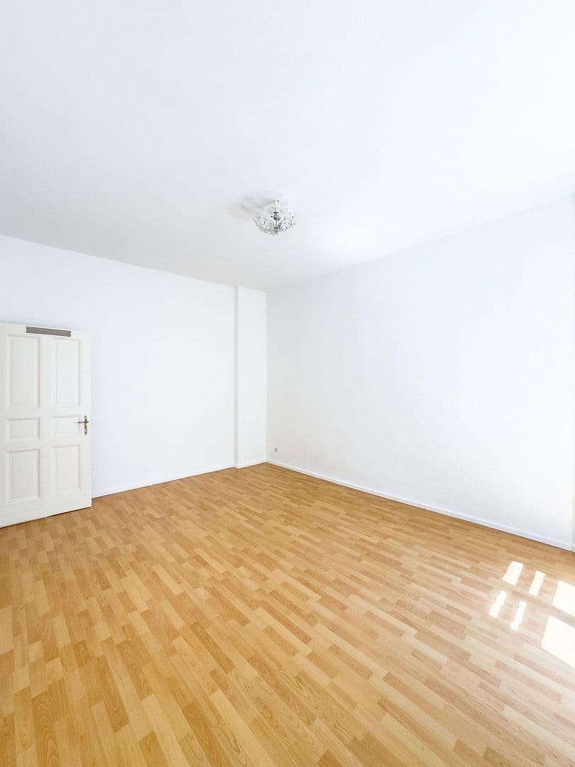 Predaj bytu 2-izbový 33 m², Hermannstraße 56, Berlin, Berlín Predaj bytu 2-izbový 33 m², Hermannstraße 56, Berlin, Berlín