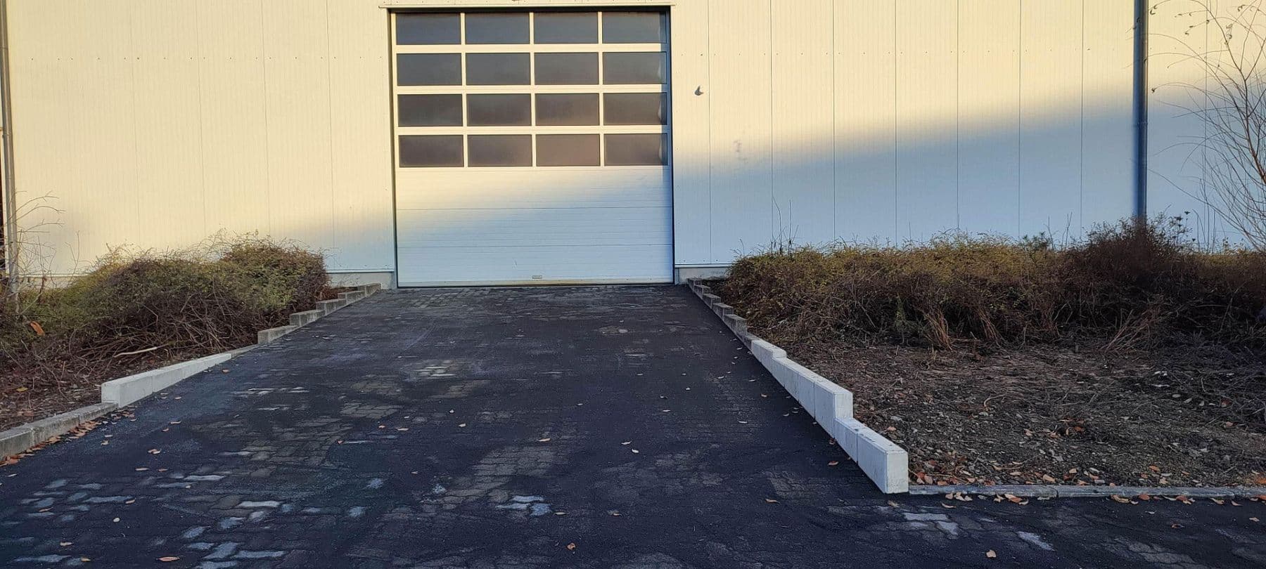 Prenájom nebytového priestoru 500 m², Ulmen, Porýnie-Falcko Prenájom nebytového priestoru 500 m², Ulmen, Porýnie-Falcko