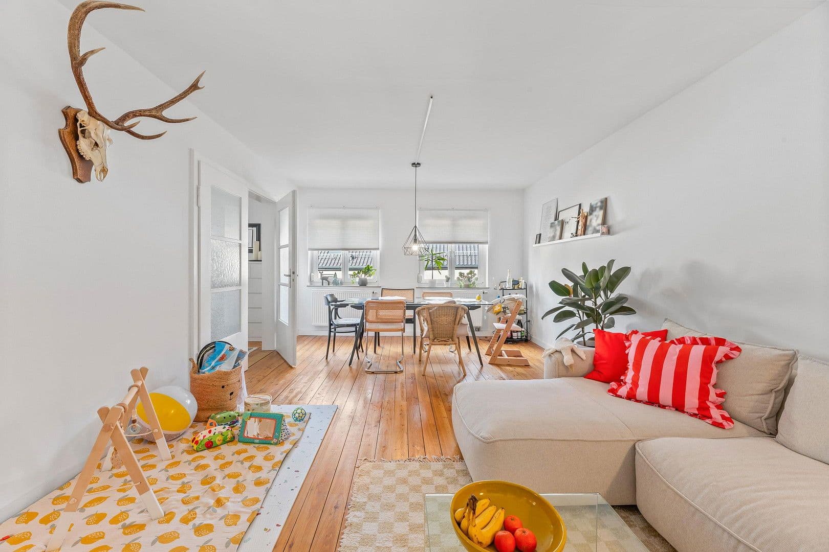 Predaj bytu 3-izbový 92 m², Leonberg, Bádensko-Wurttembersko Predaj bytu 3-izbový 92 m², Leonberg, Bádensko-Wurttembersko