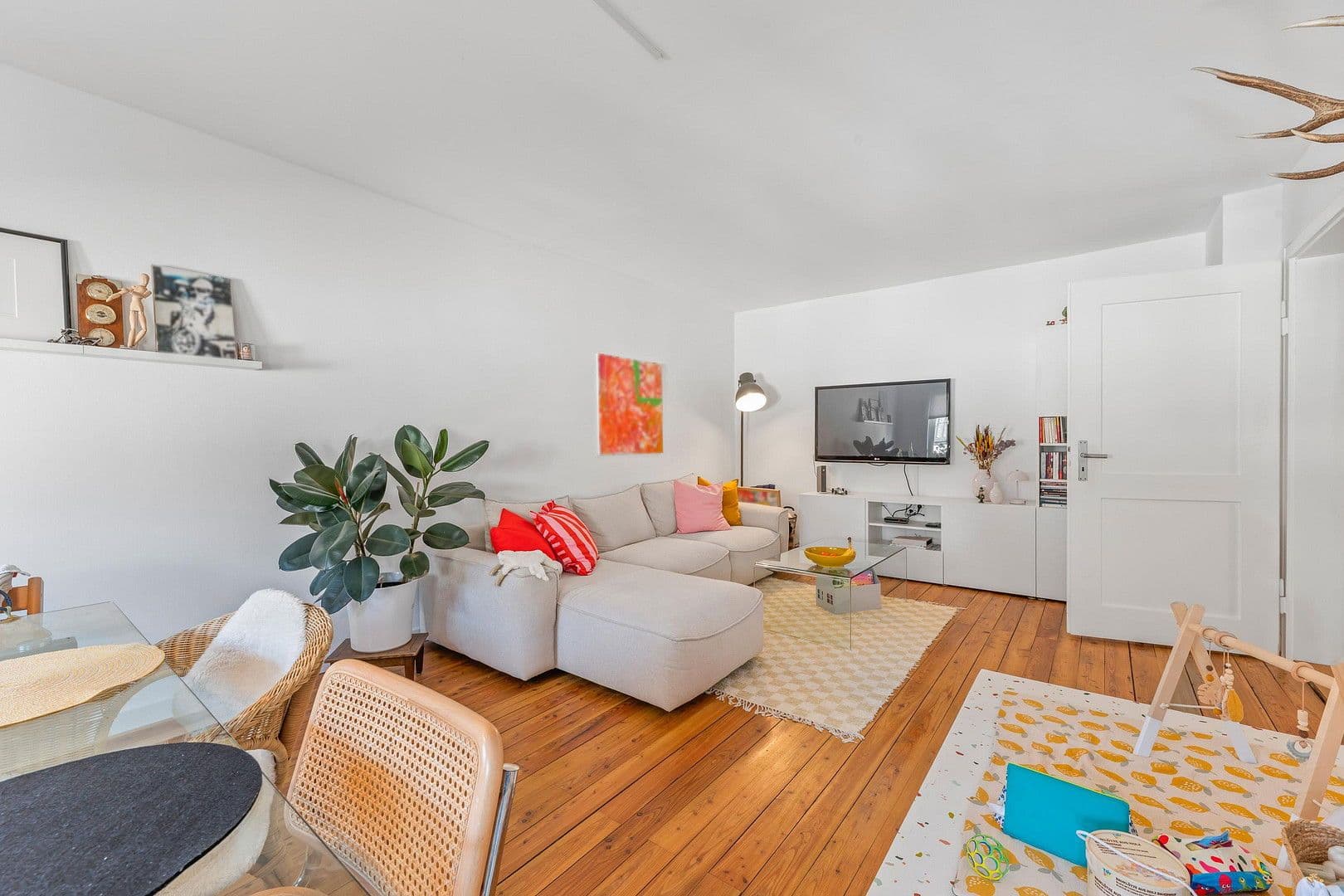 Predaj bytu 3-izbový 92 m², Leonberg, Bádensko-Wurttembersko Predaj bytu 3-izbový 92 m², Leonberg, Bádensko-Wurttembersko