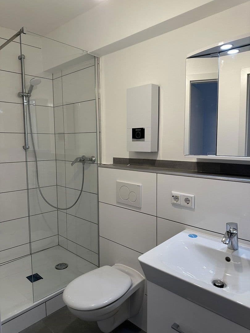 Prenájom bytu 2-izbový 48 m², Albertstr. 109, Düsseldorf, Severné Porýnie - Westfálsko Prenájom bytu 2-izbový 48 m², Albertstr. 109, Düsseldorf, Severné Porýnie - Westfálsko