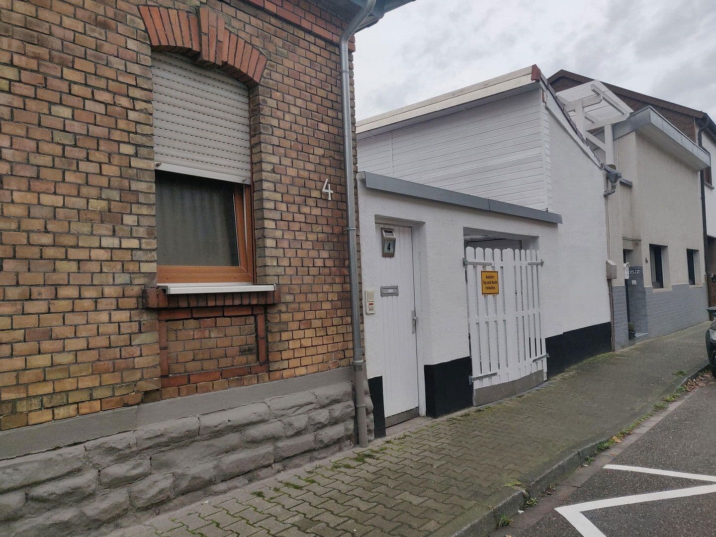 Predaj domu 136 m², pozemek 130 m², Eppelheim, Bádensko-Wurttembersko Predaj domu 136 m², pozemek 130 m², Eppelheim, Bádensko-Wurttembersko